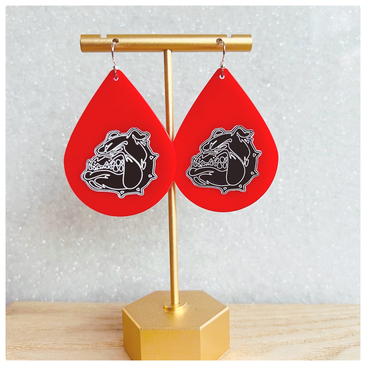 Crestview Teardrop - Red